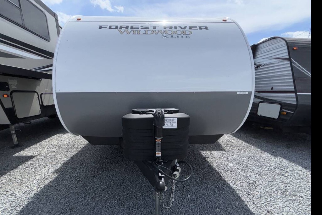 Megan & Owen’s Forest River WILDWOOD X-LITE 263BHXL Travel Trailer