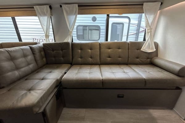 Megan & Owen’s Forest River WILDWOOD X-LITE 263BHXL Travel Trailer