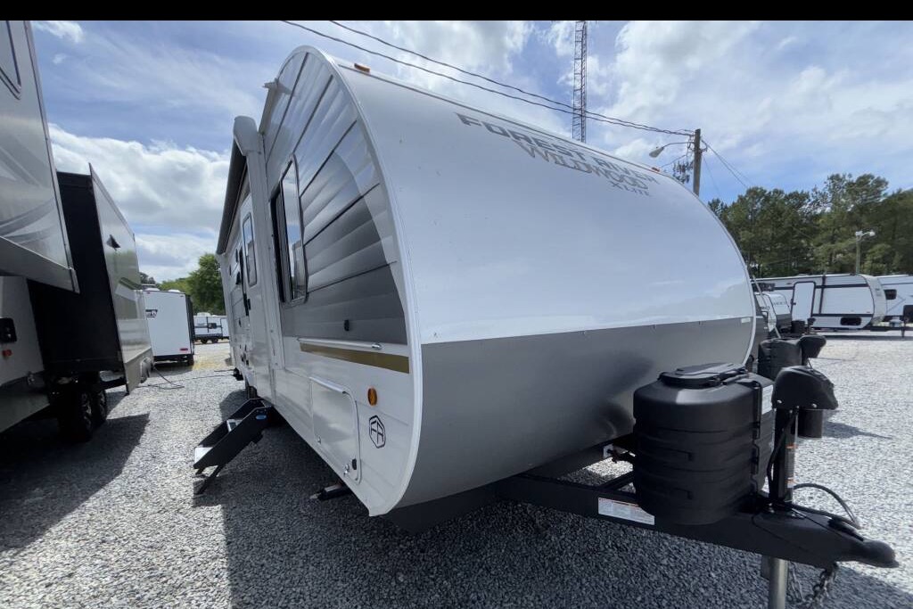 Megan & Owen’s Forest River WILDWOOD X-LITE 263BHXL Travel Trailer