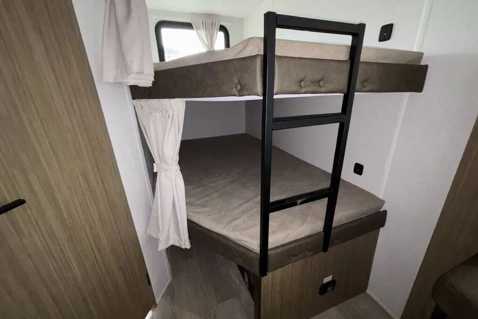 Megan & Owen’s Forest River WILDWOOD X-LITE 263BHXL Travel Trailer