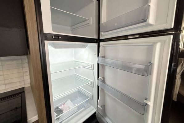 Megan & Owen’s Forest River WILDWOOD X-LITE 263BHXL Travel Trailer