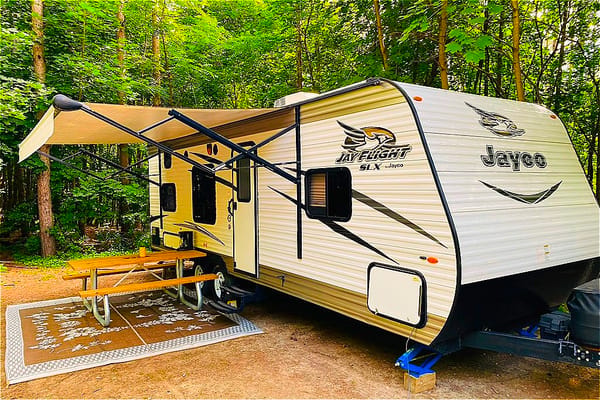 Family-Friendly RV Rental – Your Next Adventure Starts Here!