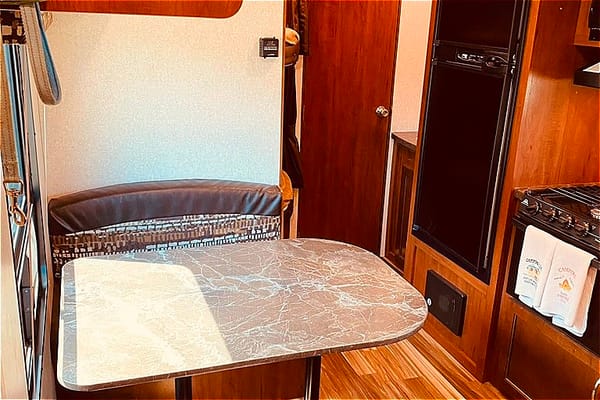 Family-Friendly RV Rental – Your Next Adventure Starts Here!