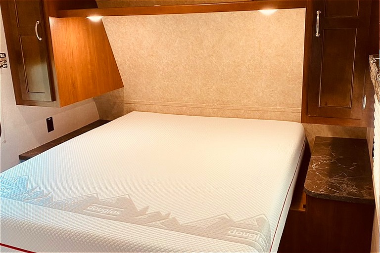 Family-Friendly RV Rental – Your Next Adventure Starts Here!