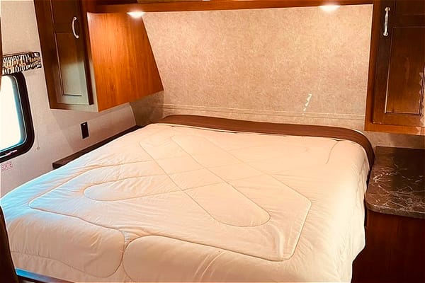 Family-Friendly RV Rental – Your Next Adventure Starts Here!