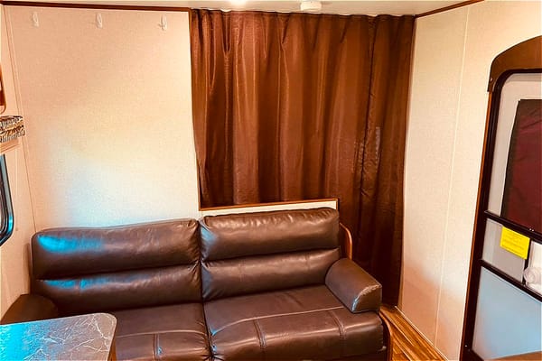 Family-Friendly RV Rental – Your Next Adventure Starts Here!