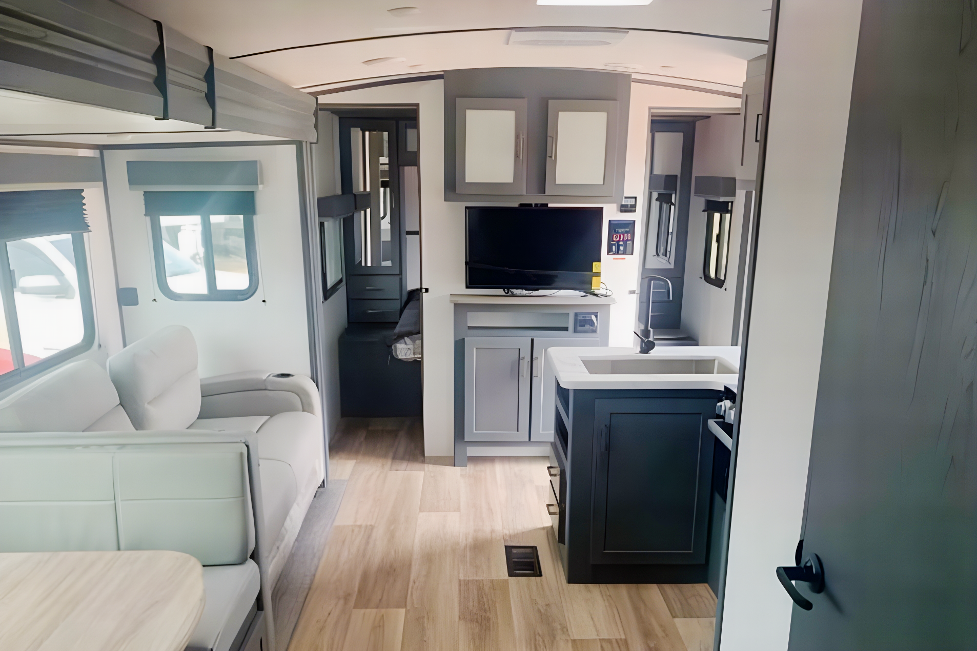 Tammy's Mobile Air B&B with BUNKHOUSE 