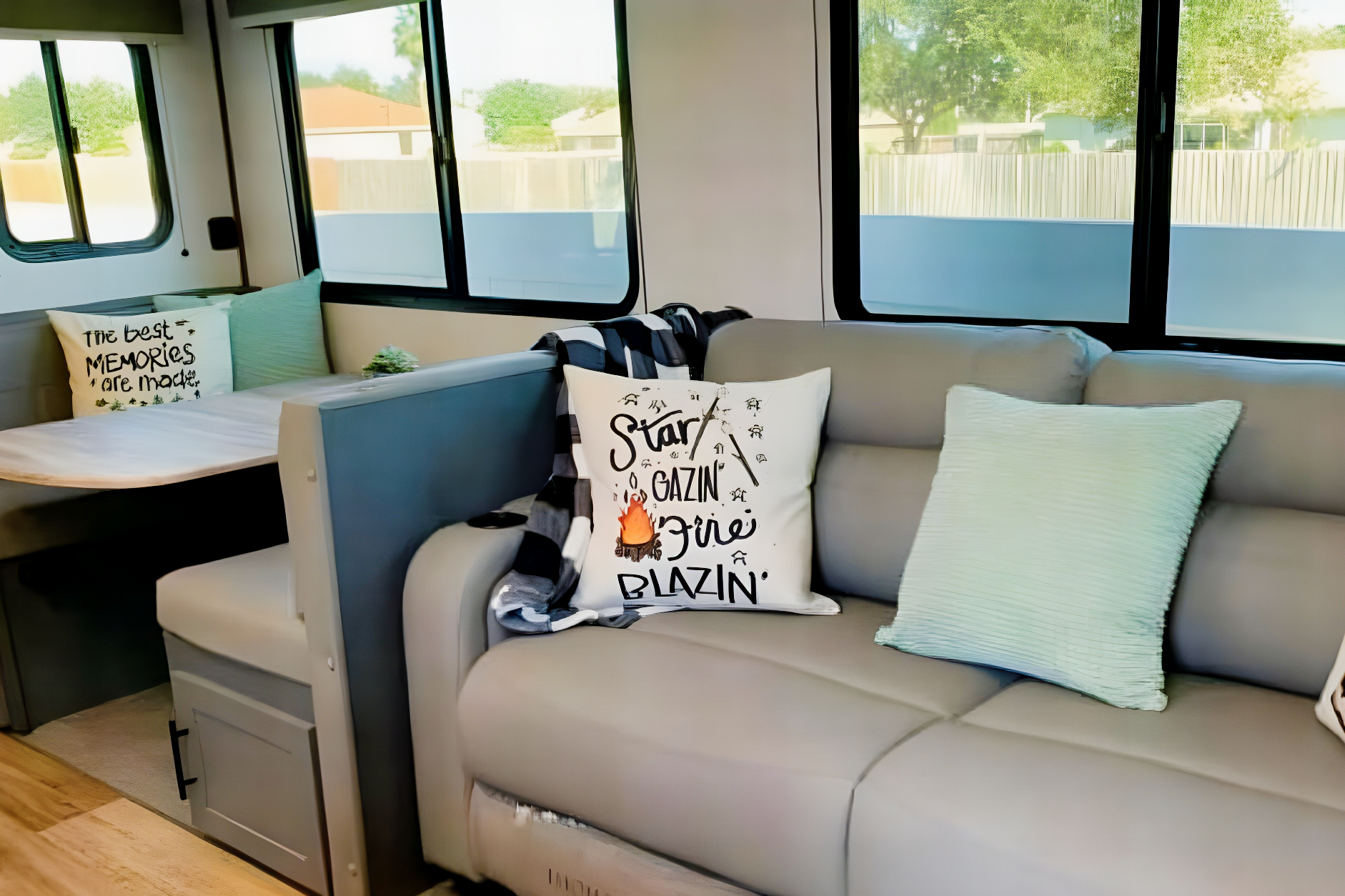 Tammy's Mobile Air B&B with BUNKHOUSE 