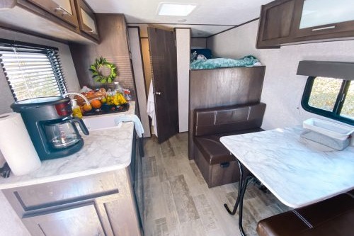 Adam's Coleman 17b Travel Trailer