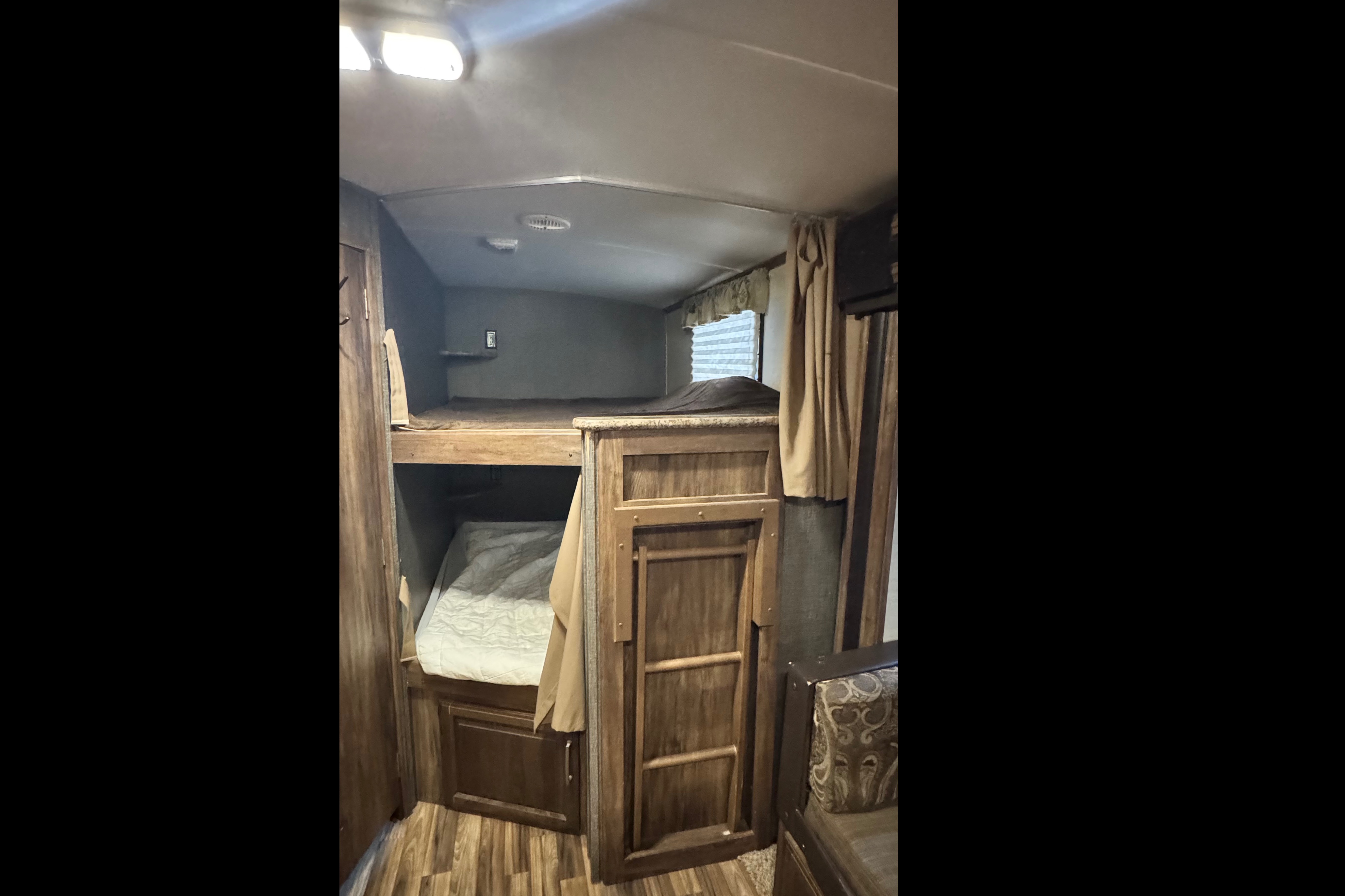 Limberlost RV Escape 