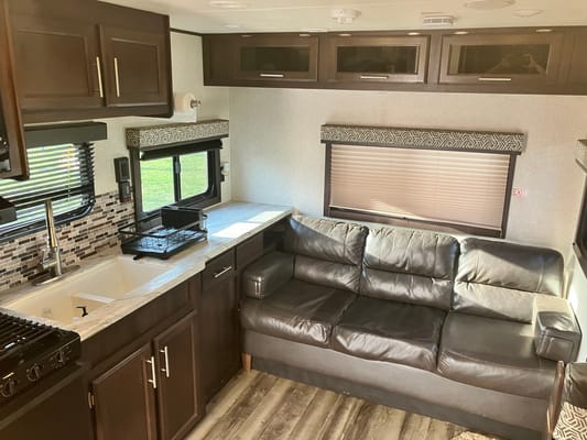 Jones Jayco 245rls Travel Trailer