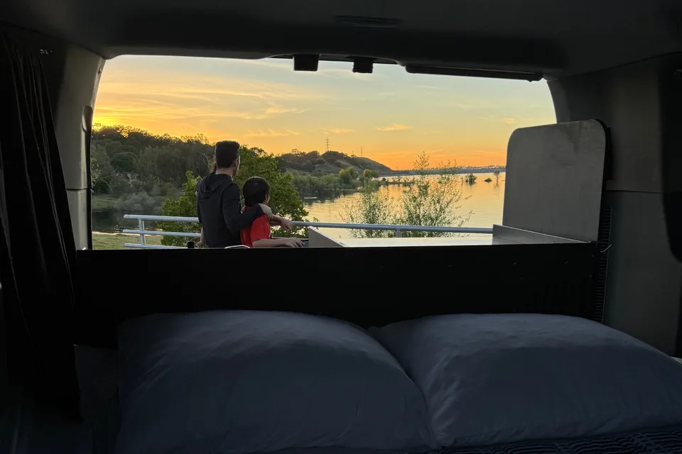 Sin Fronteras Campervan
