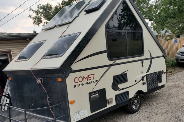 A FRAME POP-UP STARCRAFT COMET 1232MD TENT TRAILER