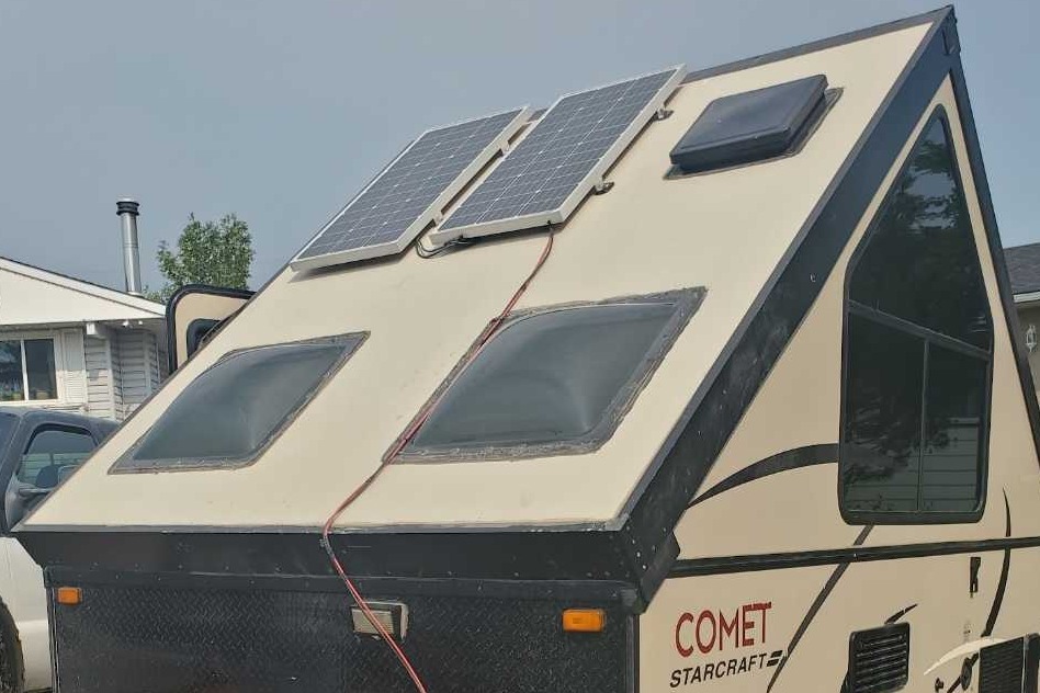  A FRAME POP-UP STARCRAFT COMET 1232MD TENT TRAILER 
