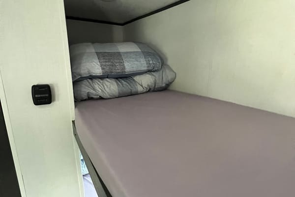 Volodymyr's Dutchmen Aspen trail mini Travel Trailer
