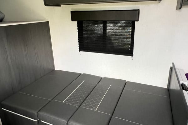 Volodymyr's Dutchmen Aspen trail mini Travel Trailer