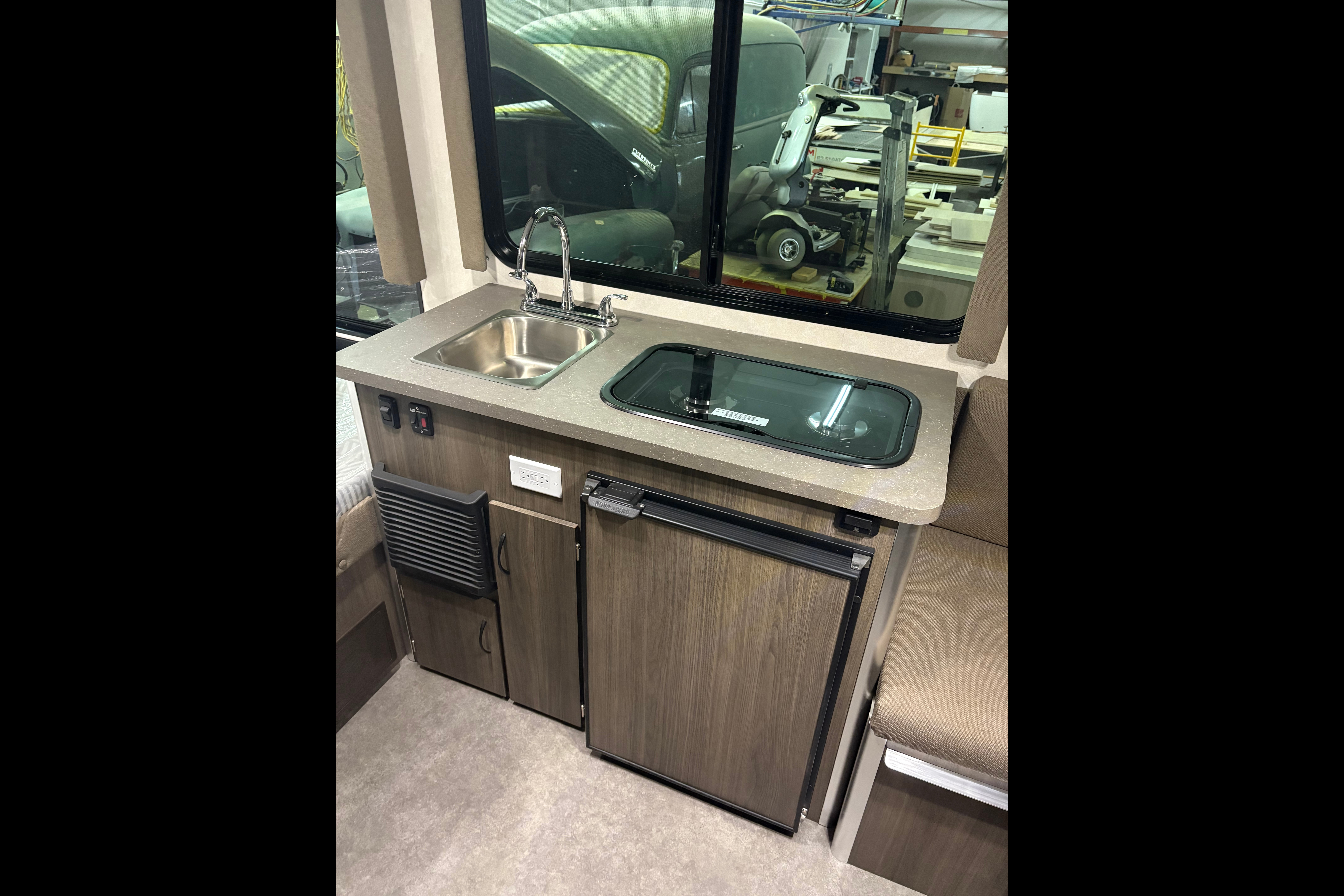 SBMini15 Micro Trailer by Steelback Trailers
