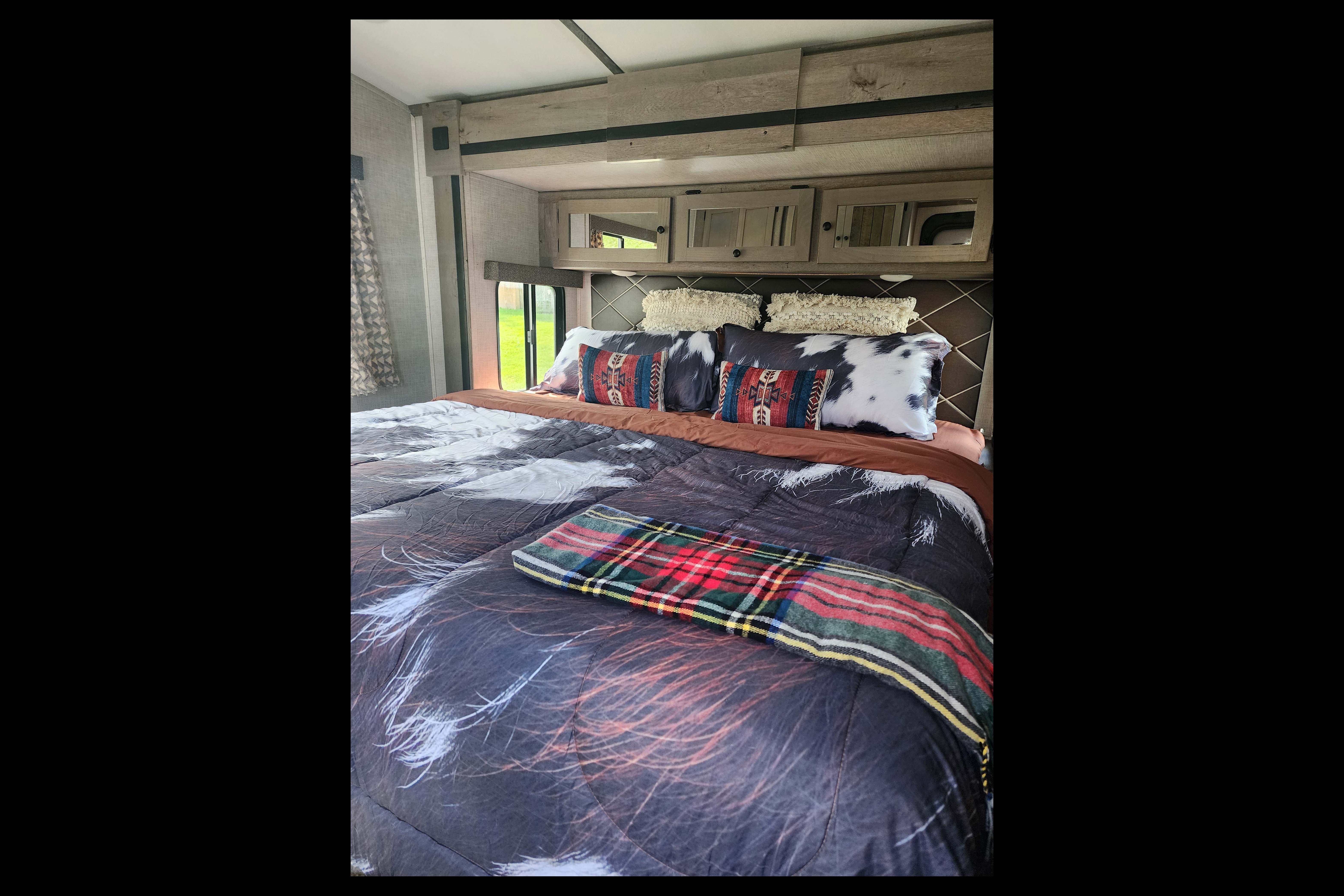 Wanderlust 38' Keystone Outback Toy Hauler Travel Trailer