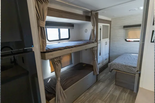 Gulfstream Bunkhouse 63111- 24007