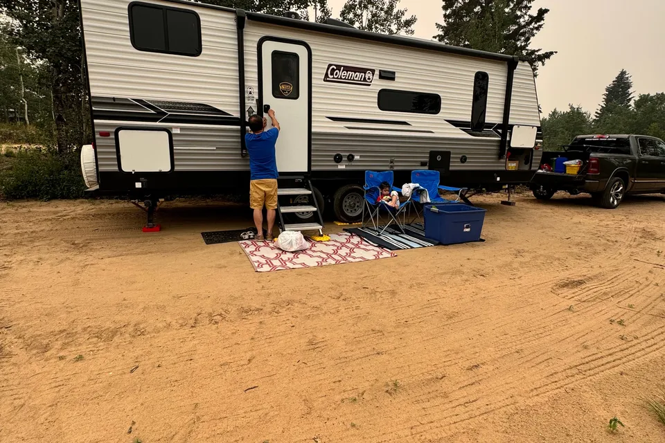 Delvin's Coleman Lantern Travel Trailer
