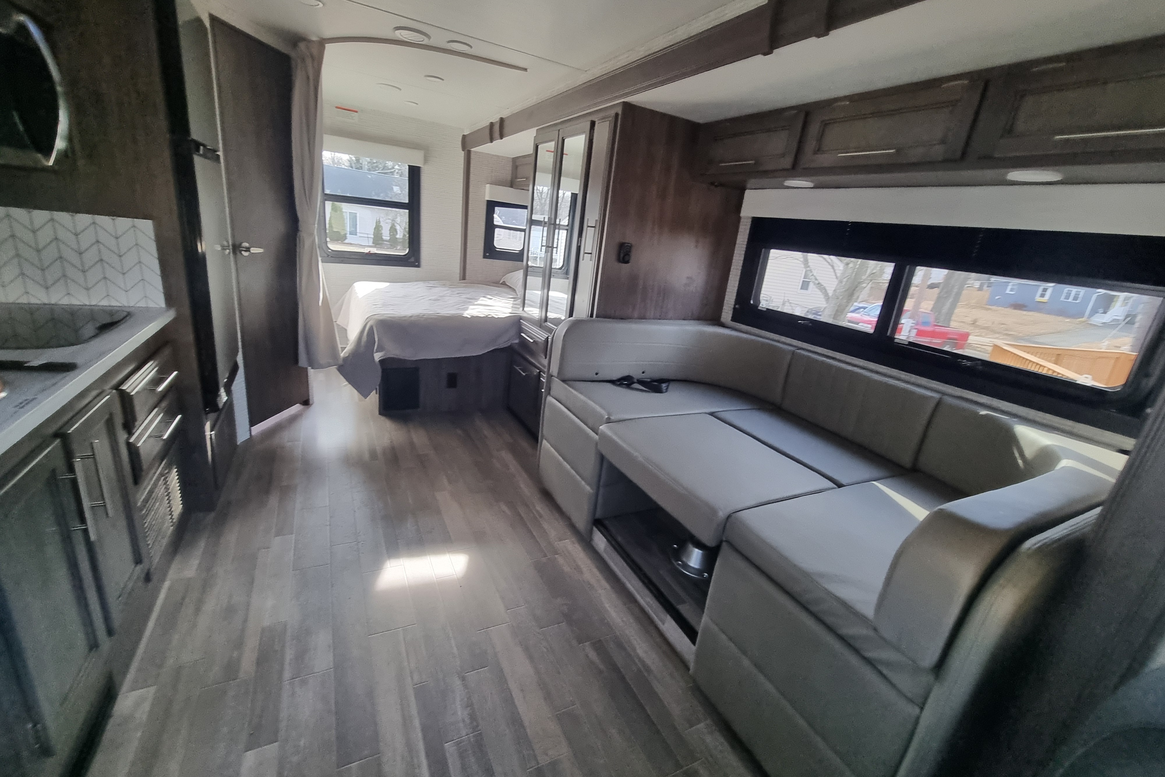 2025 Jayco Qwest SE Mercedes-Benz Class C