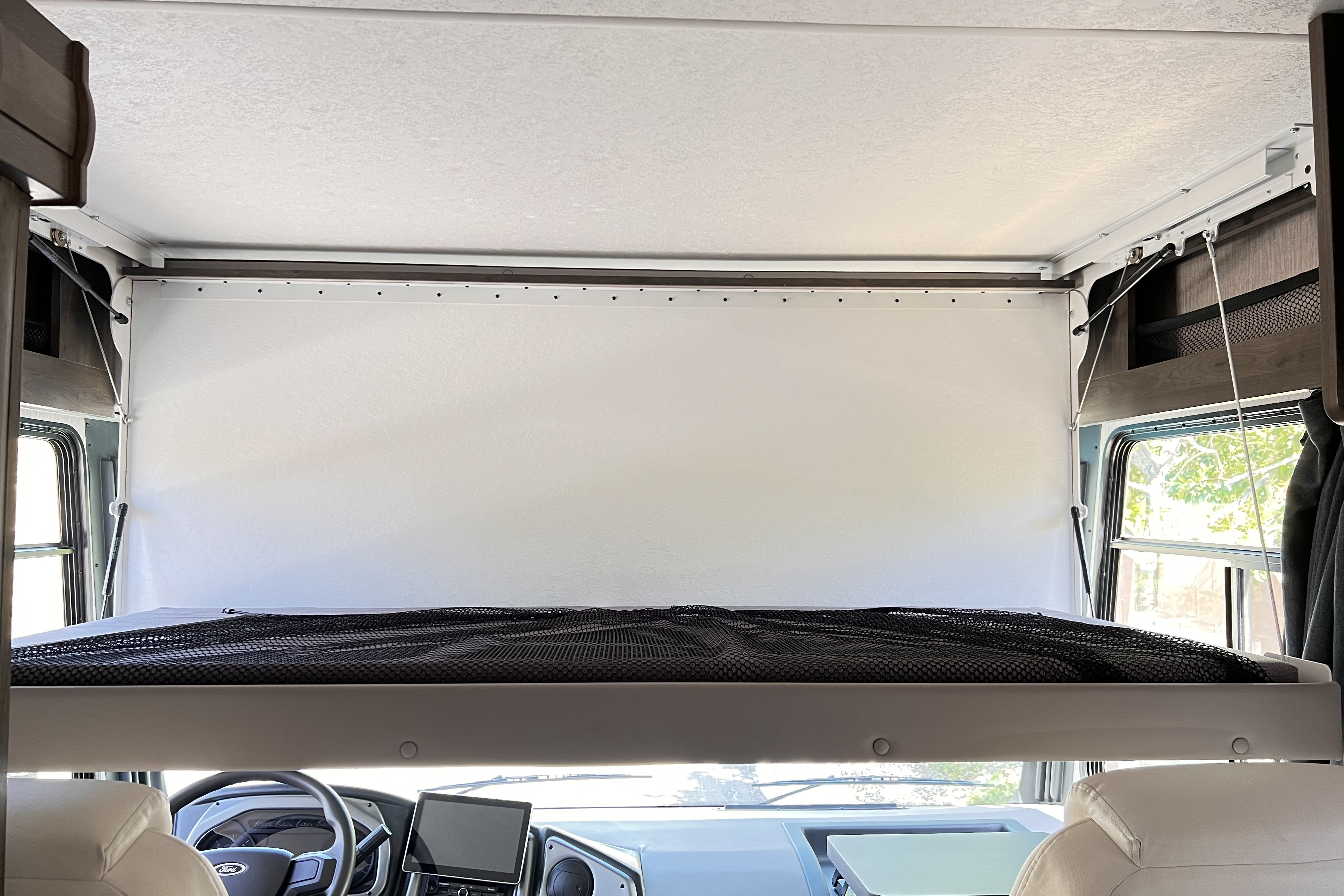 AZO's Coachmen pursuit Class A