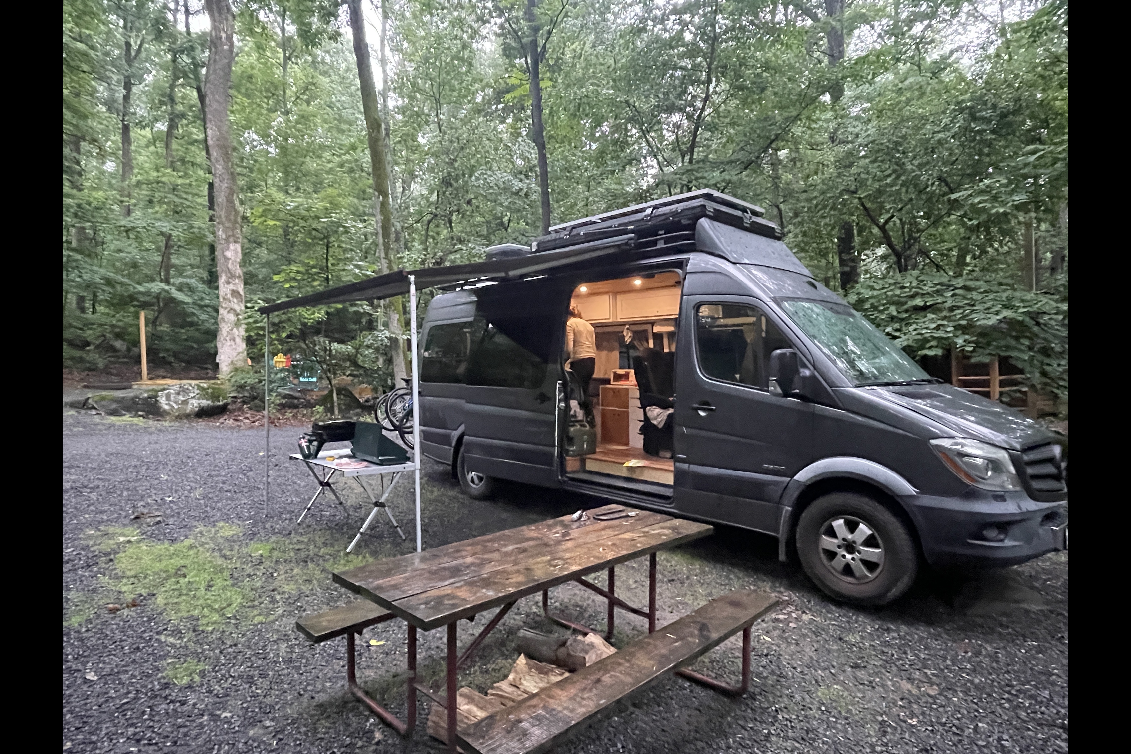 Sight Seeing Family Camper