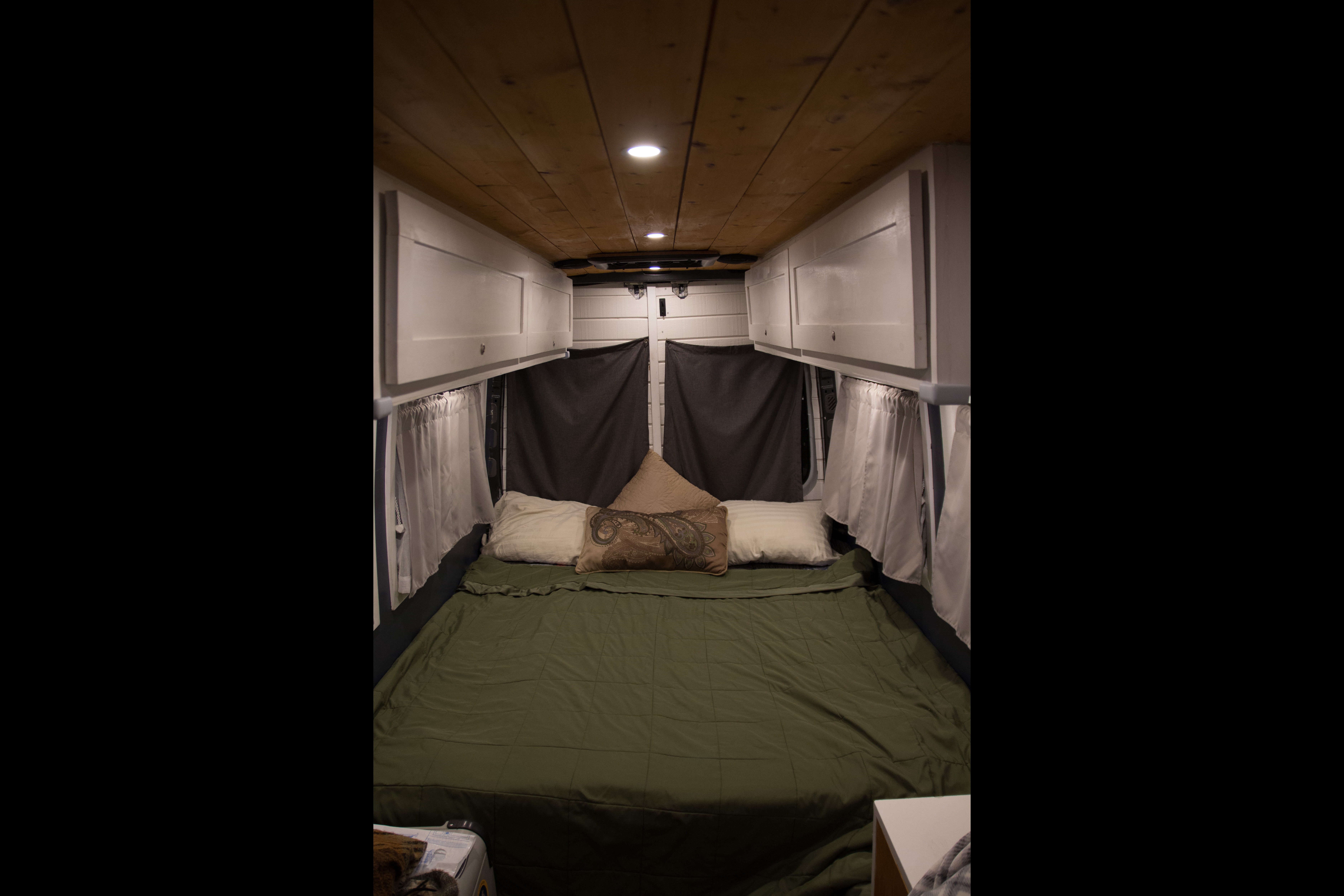 Sight Seeing Family Camper
