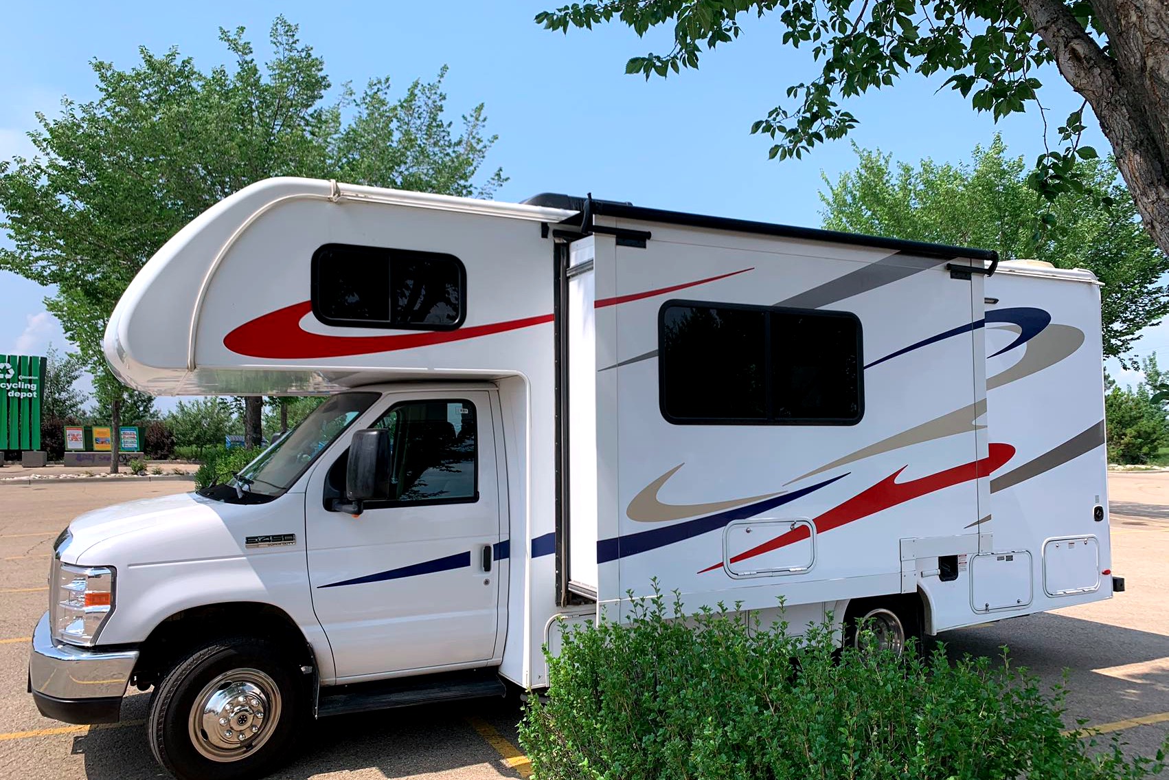 2019 Forester River Sunseeker 24’