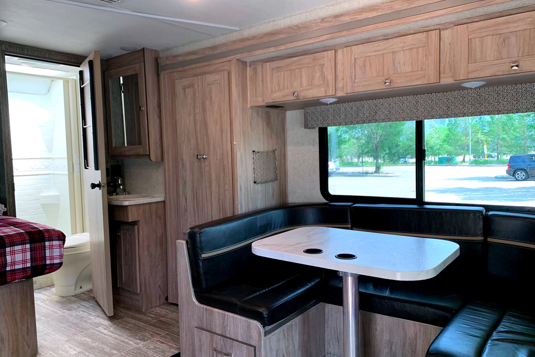 2019 Forester River Sunseeker 24’