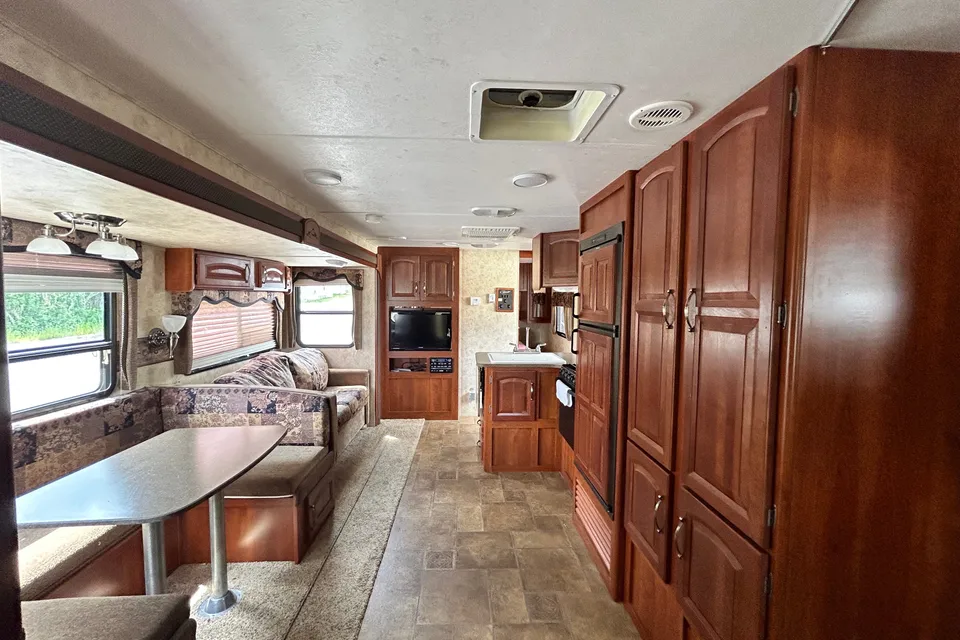 Family Adventure Bunkhouse in the Kootenays