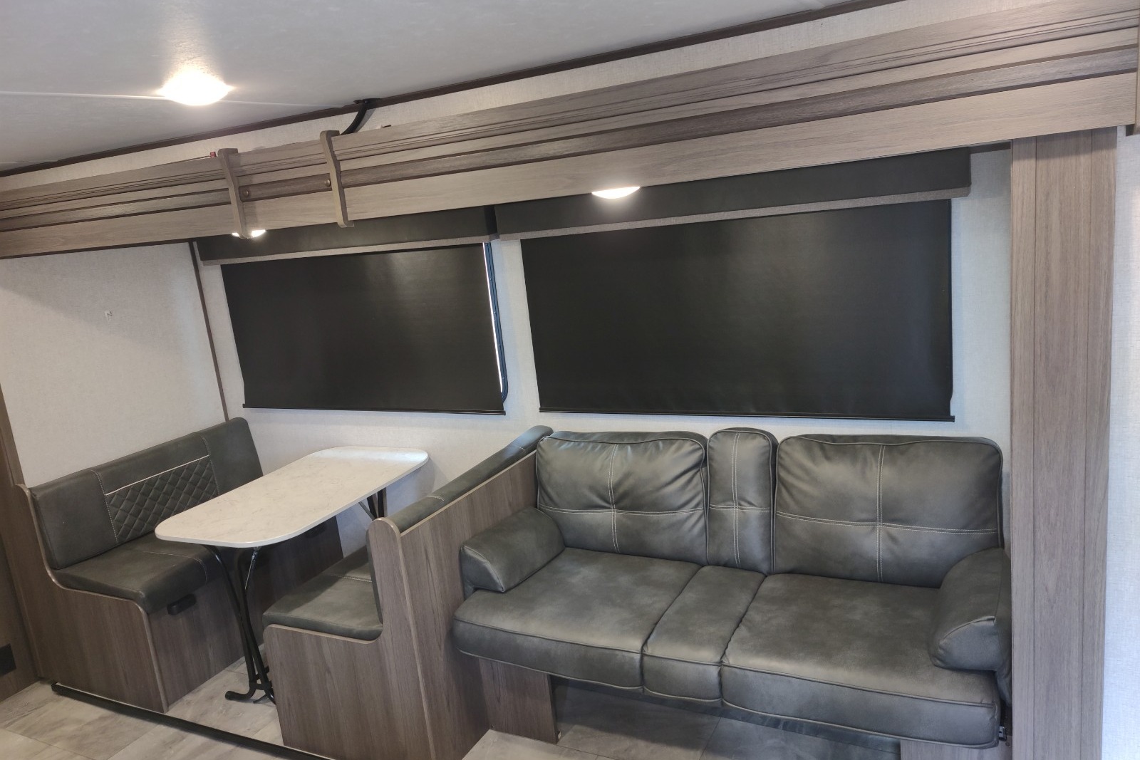 Dutchmen Kodiak SE 28SBH Travel Trailer