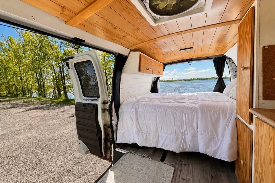 PatouVan aménagé prêt pour l’aventure 🌲🚐