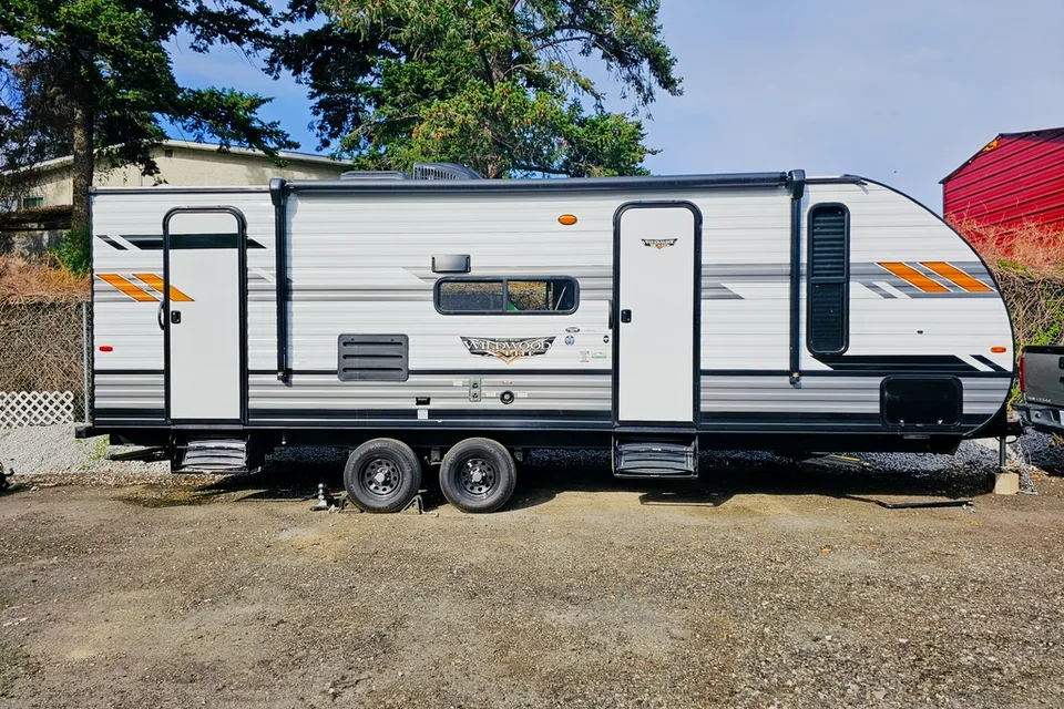 Laura's Family friendly bunkhouse Trailer