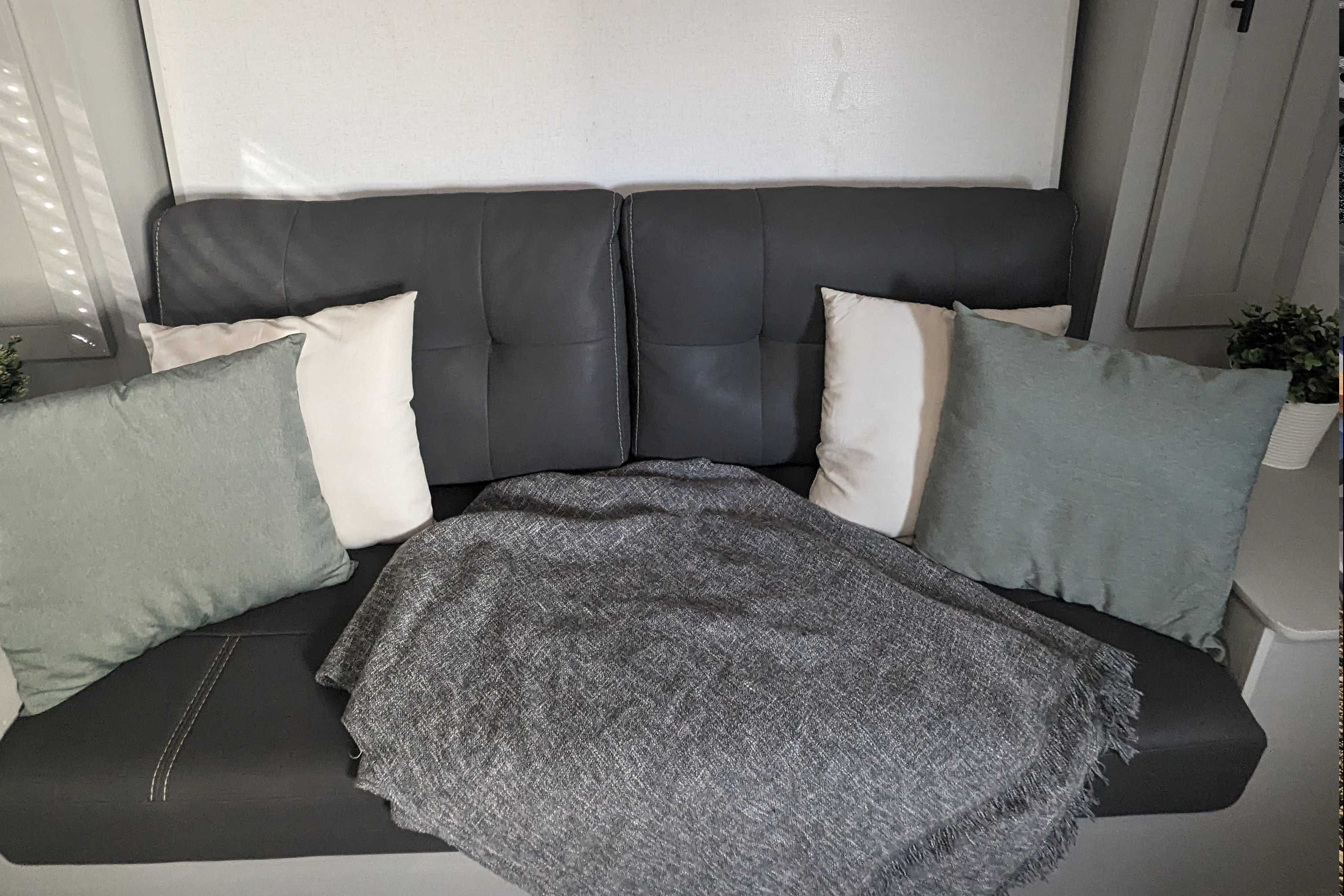 Escape the Ordinary - Couple's Retreat On Wheels