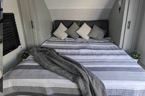 Escape the Ordinary - Couple's Retreat On Wheels