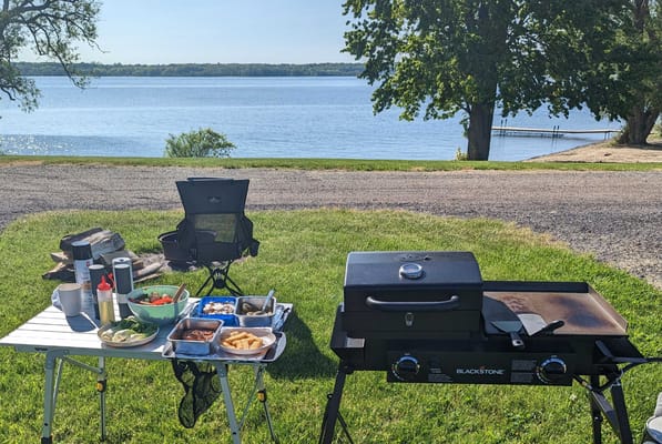 Escape the Ordinary - Couple's Retreat On Wheels