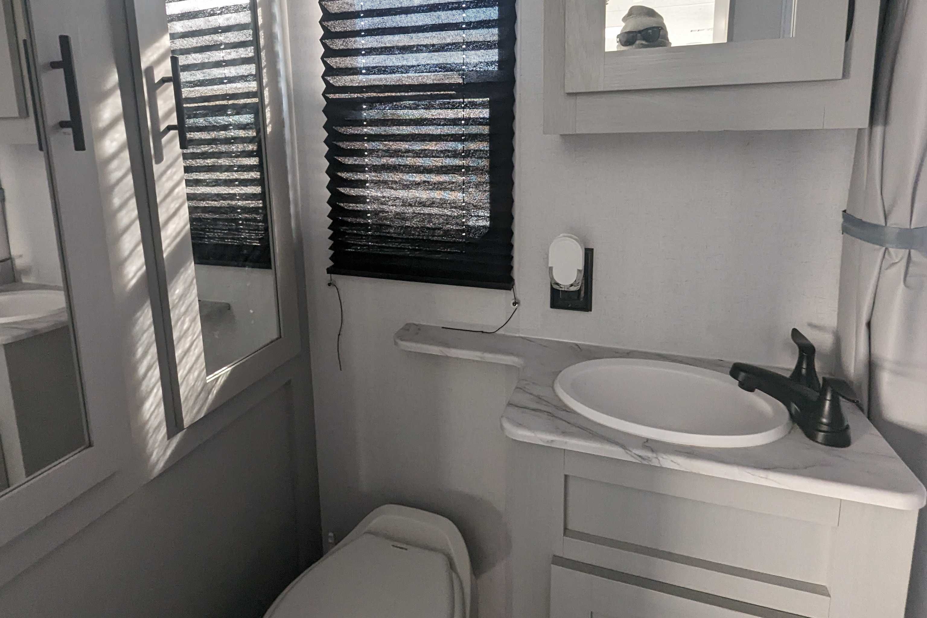 Escape the Ordinary - Couple's Retreat On Wheels