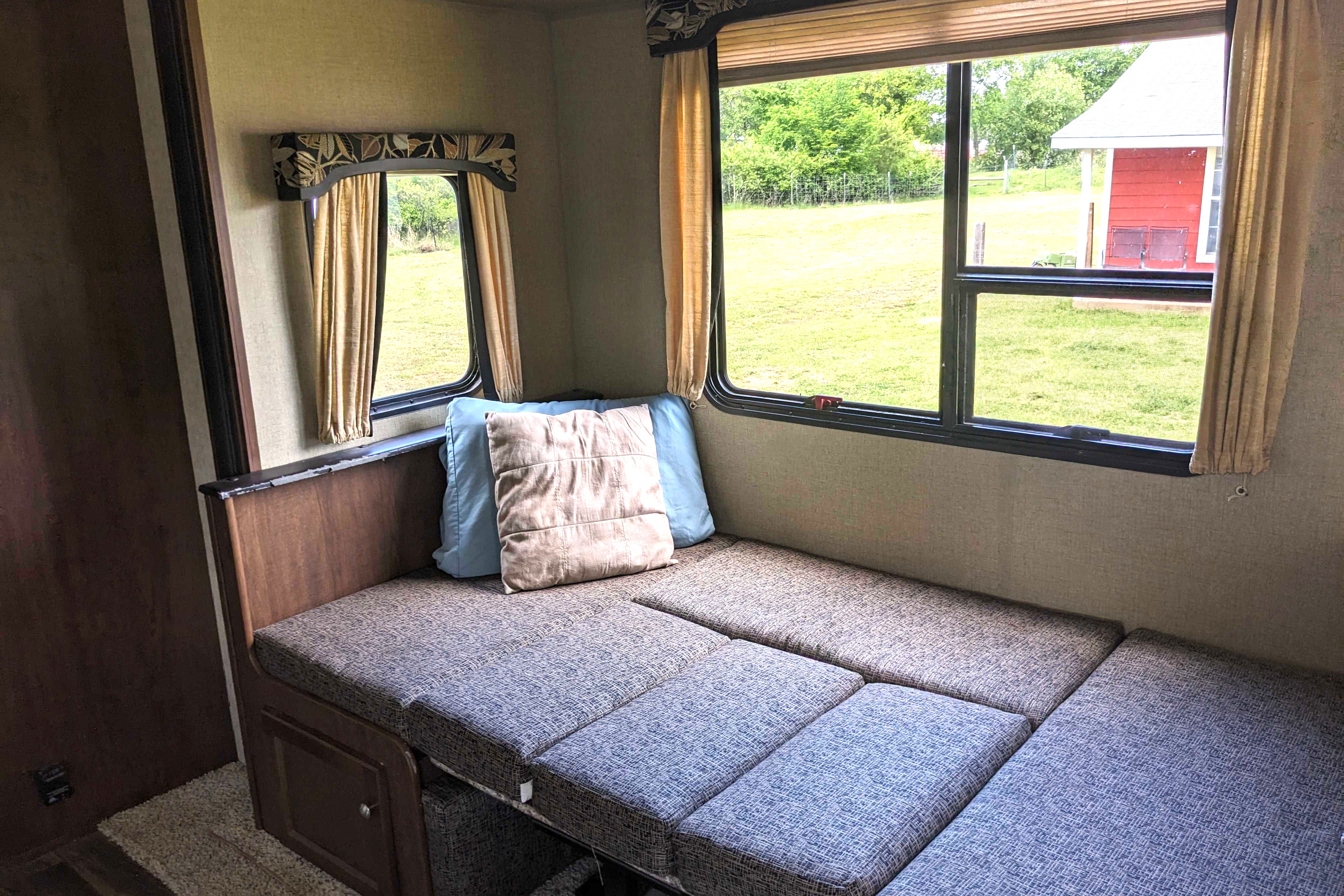 2 Bedroom Bunk Style Keystone Hideout Luxury