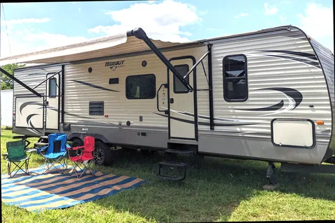 2 Bedroom Bunk Style Keystone Hideout Luxury