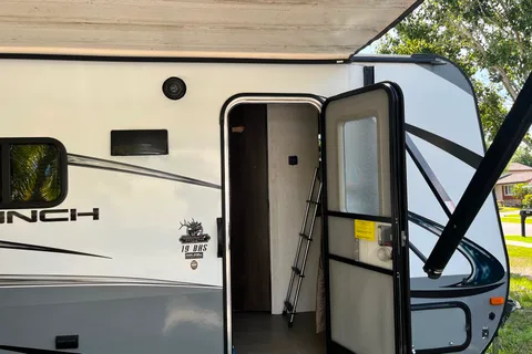 Paul's Starcraft Launch Travel Trailer