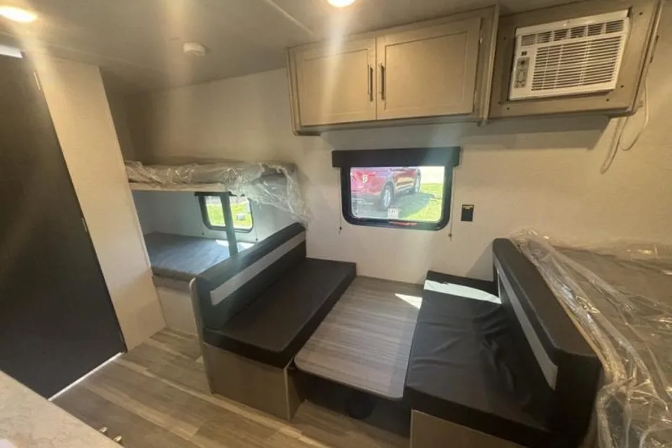 R3RV Keystone mini Travel Trailer