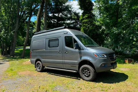 Tyler's Winnebago Revel 44e Class B