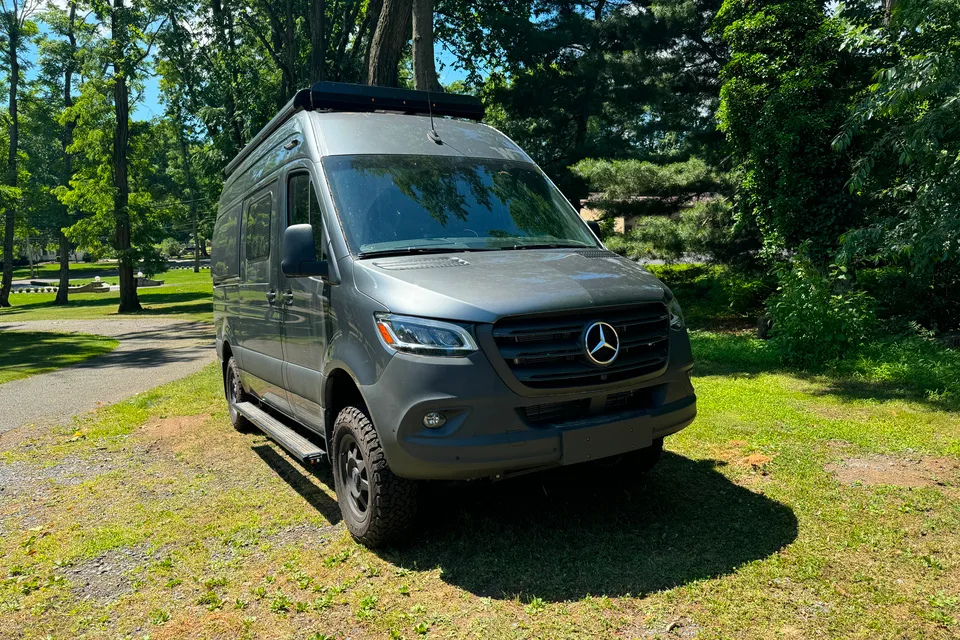 Tyler's Winnebago Revel 44e Class B
