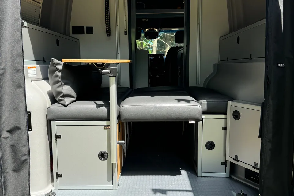 Tyler's Winnebago Revel 44e Class B