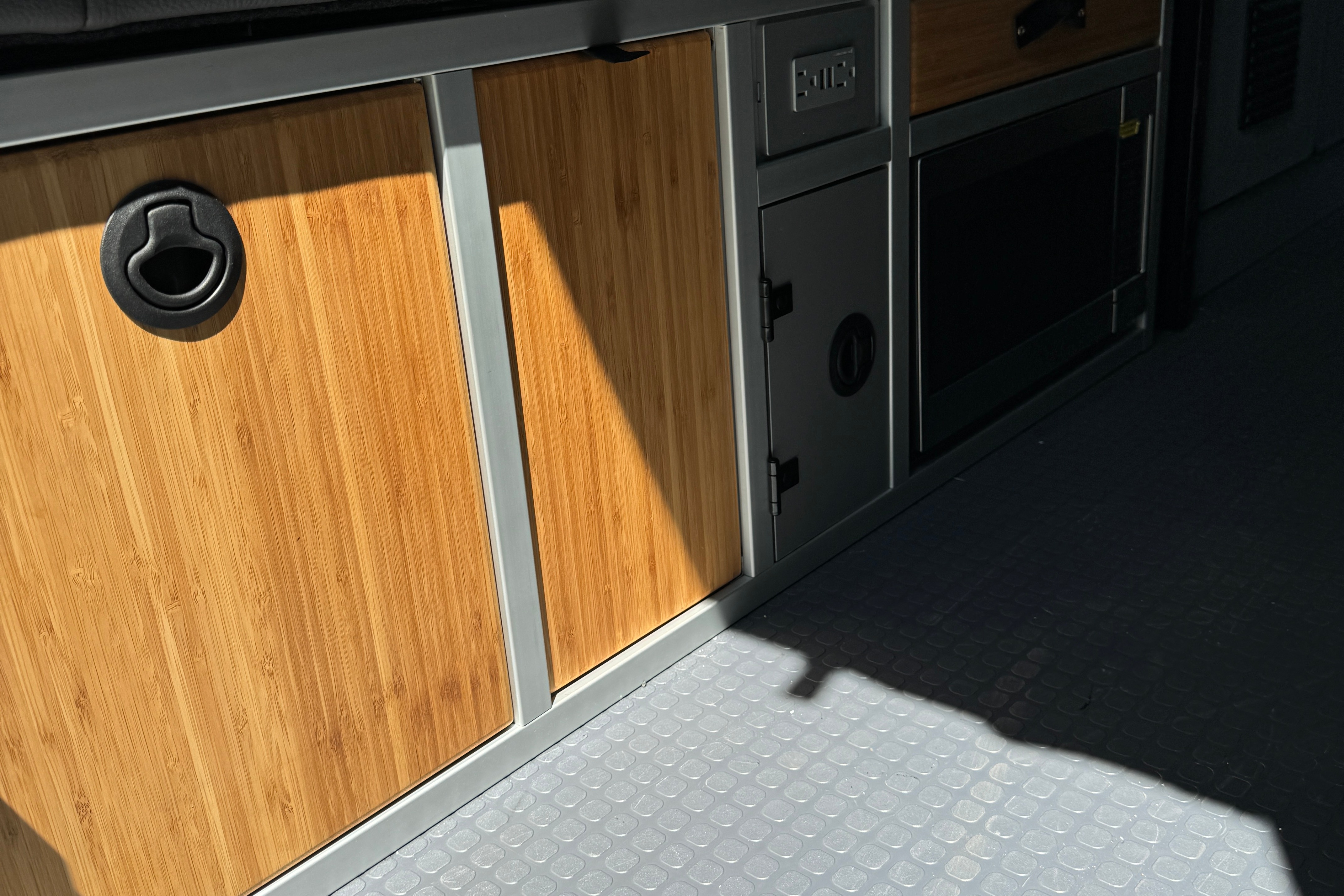 Tyler's Winnebago Revel 44e Class B