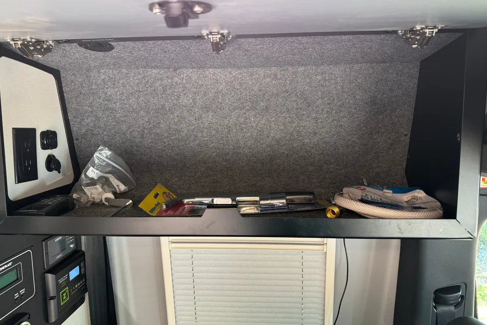 Tyler's Winnebago Revel 44e Class B