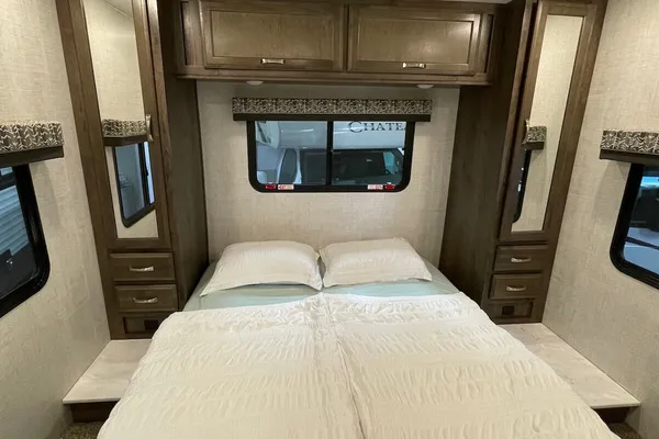 Brand New 2025 Gulf Stream 30ft. with free private shuttle - Isabel