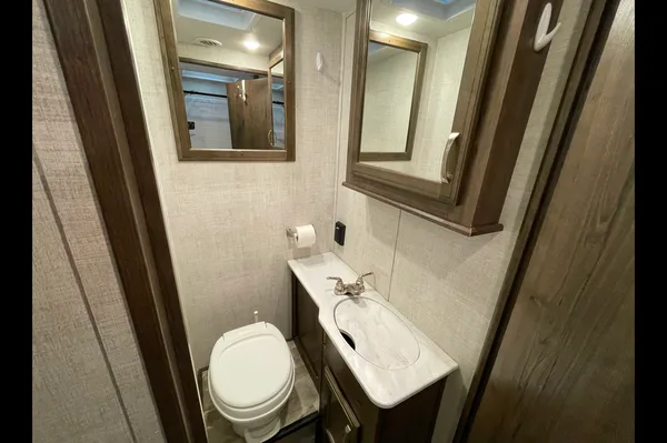Brand New 2025 Gulf Stream 30ft. with free private shuttle - Isabel