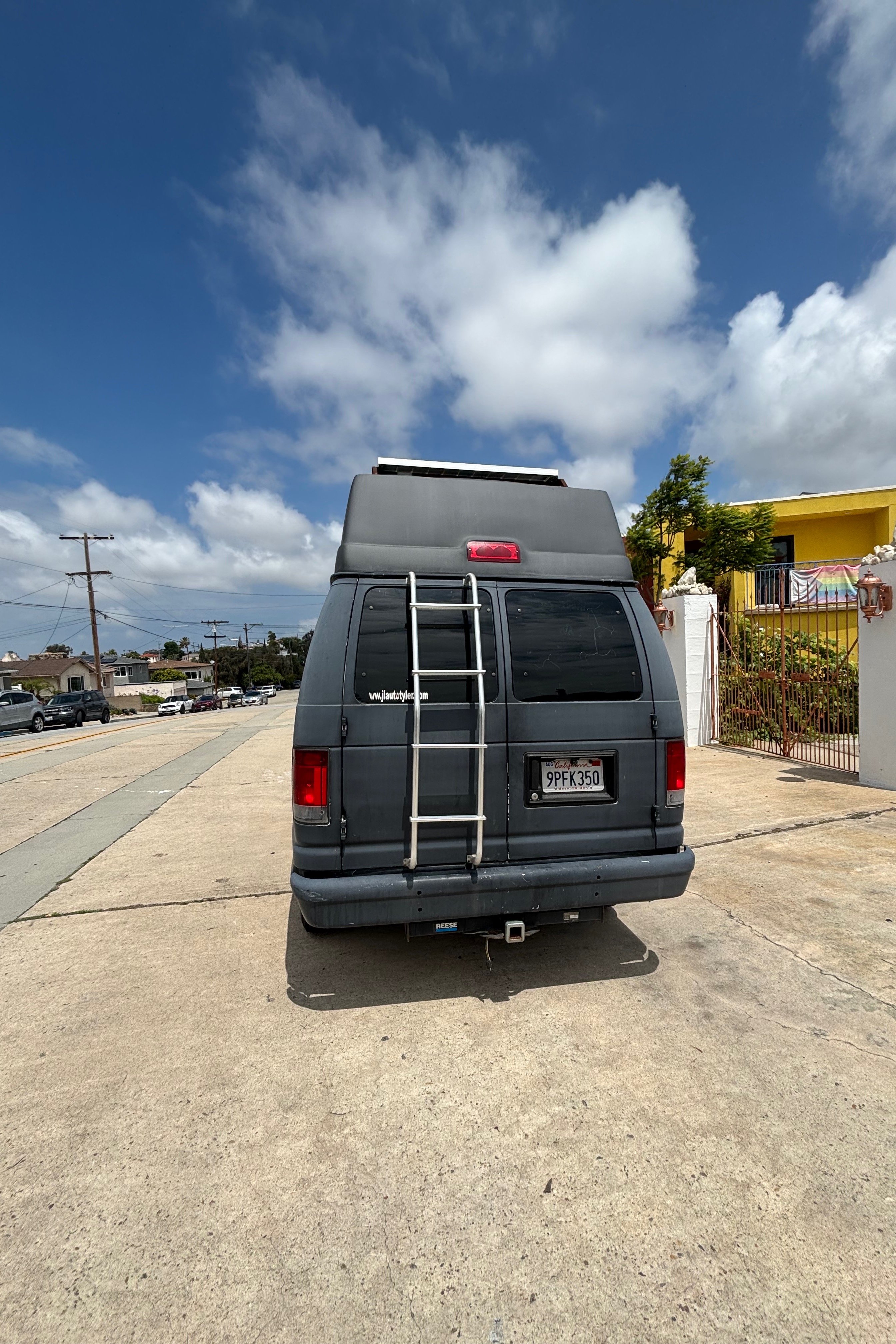 Arianna's Ford Ecoline Campervan
